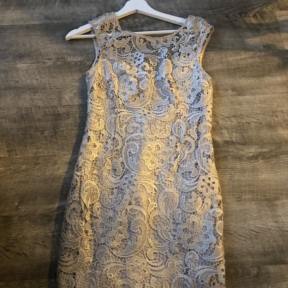 Dress - Picture 1 of 2